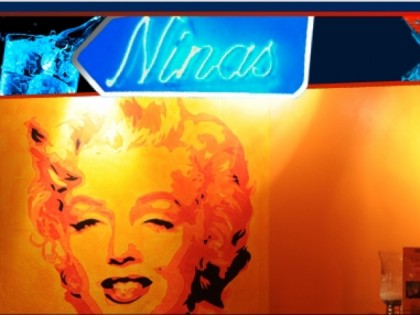 照片: Ninas